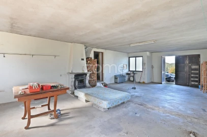 Moradia T2 para Venda em Sandim, Olival, Lever e Crestuma
