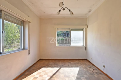 Moradia T2 para Venda em Sandim, Olival, Lever e Crestuma