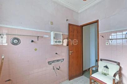 Moradia T2 para Venda em Sandim, Olival, Lever e Crestuma