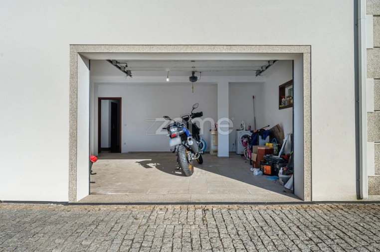 Moradia T5 para Venda em Santo Tirso, Couto (Santa Cristina e São Miguel) e Burgães Foto 30