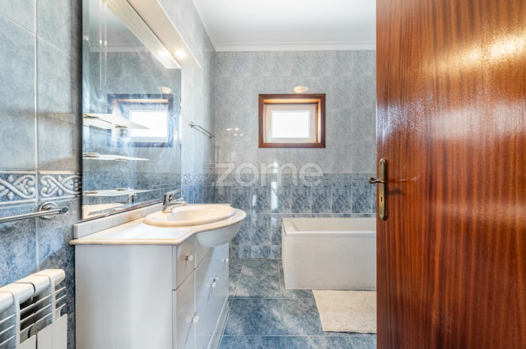 Moradia T5 para Venda em Santo Tirso, Couto (Santa Cristina e São Miguel) e Burgães Foto 26