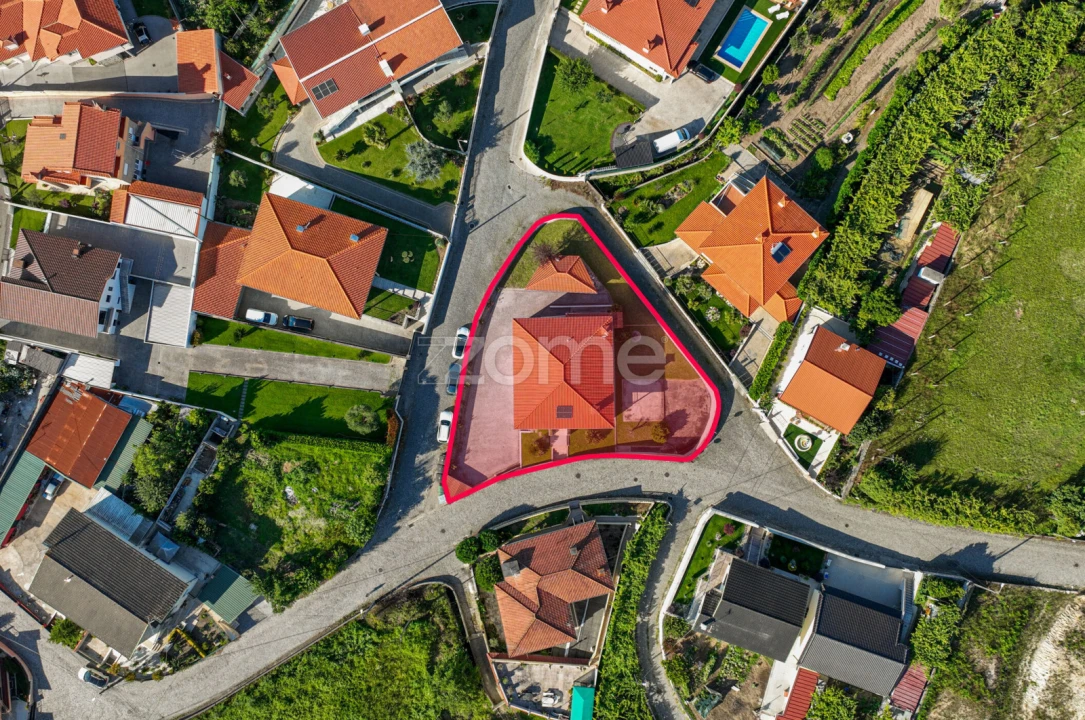 Moradia T5 para Venda em Santo Tirso, Couto (Santa Cristina e São Miguel) e Burgães Foto 41