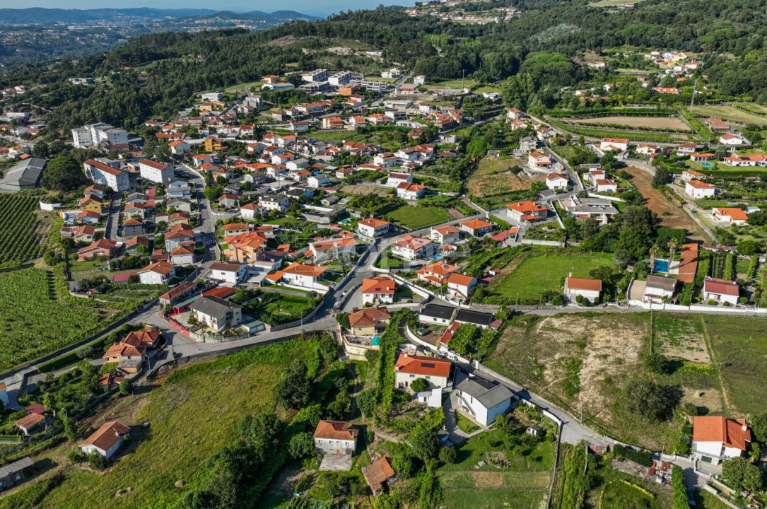 Moradia T5 para Venda em Santo Tirso, Couto (Santa Cristina e São Miguel) e Burgães Foto 49