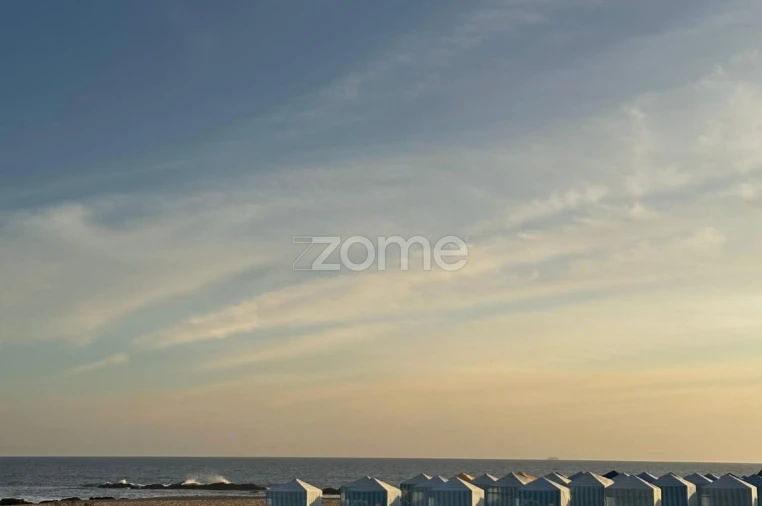 Terreno para Venda em Gulpilhares e Valadares Foto 1