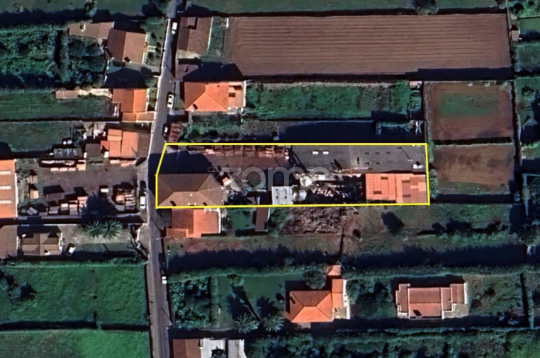 Moradia T4 para Venda em Rabo de Peixe Foto 31