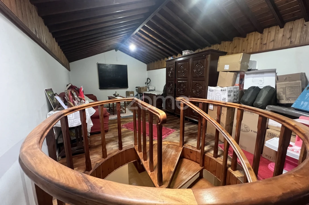 Moradia T4 para Venda em Rabo de Peixe Foto 20