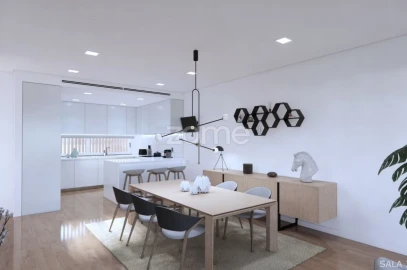 Moradia T9 para Venda em Loures