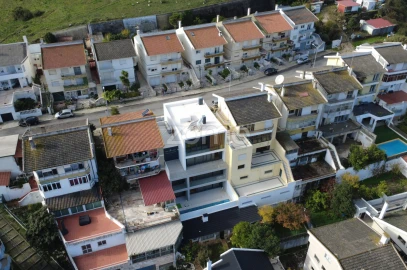 Moradia T9 para Venda em Loures