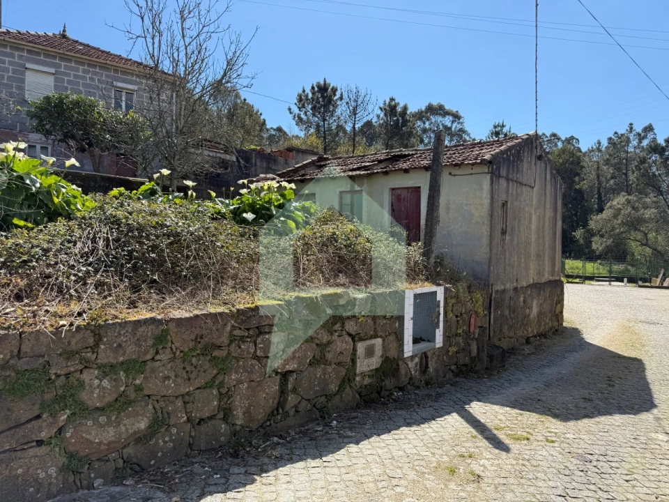 Moradia para Venda em Rio Covo (Santa Eugenia) Foto 1