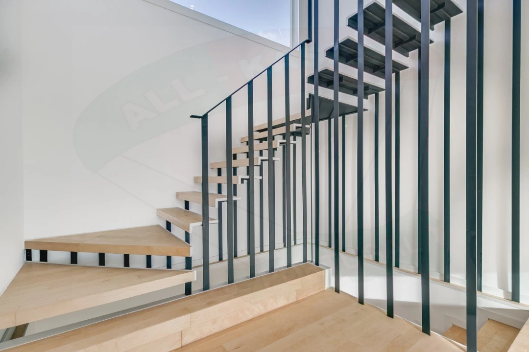 Moradia T4 para Venda em Pontinha e Famões Foto 18