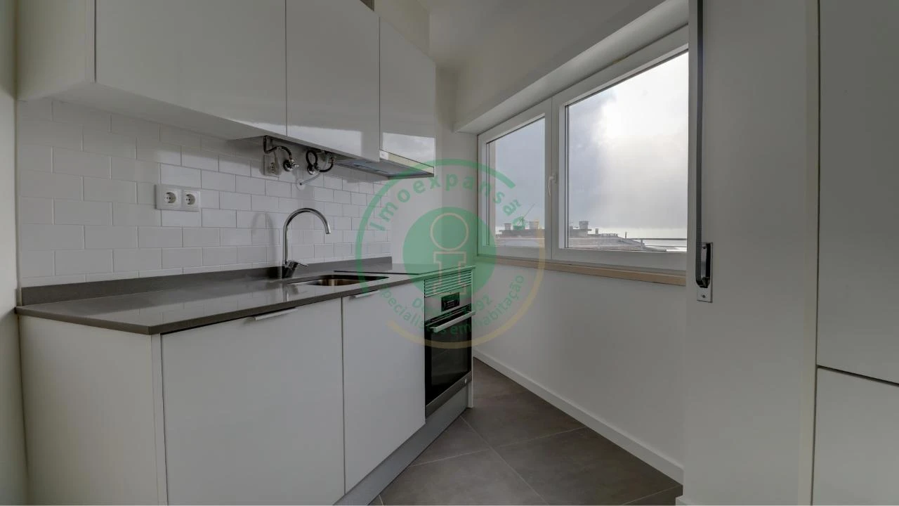 Apartamento para Venda em Buarcos Foto 9