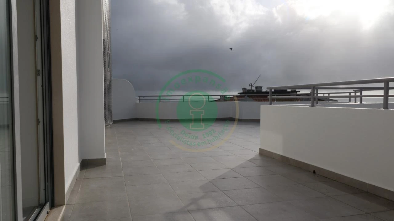 Apartamento para Venda em Buarcos Foto 17