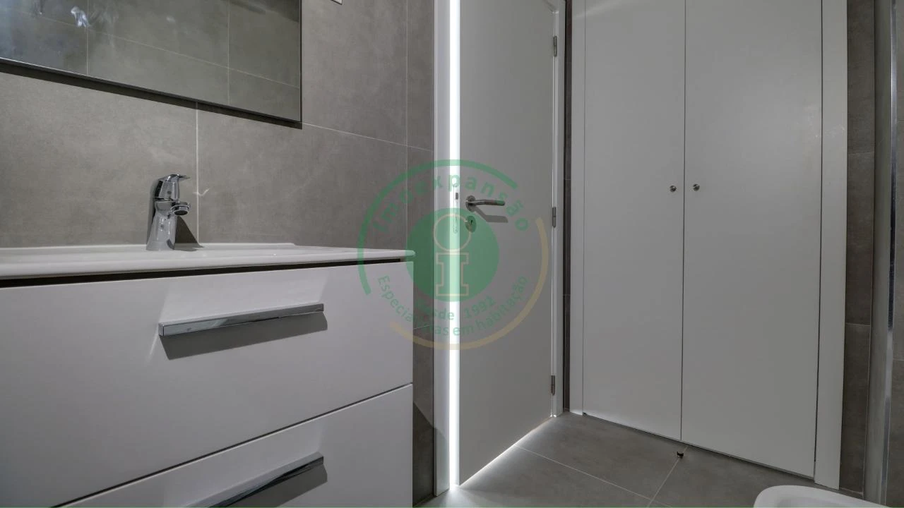 Apartamento para Venda em Buarcos Foto 28