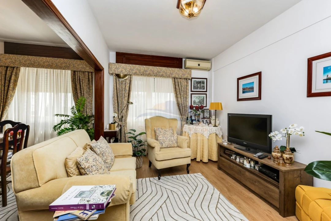 Apartamento T3 para Venda em Vila Franca de Xira Foto 7