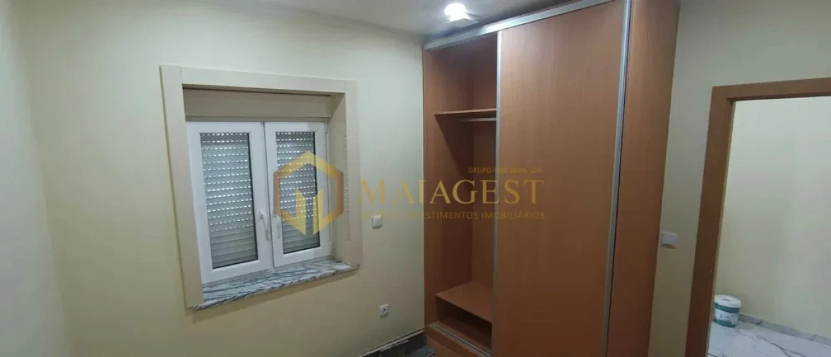 Moradia T5 para Venda em Campanhã Foto 8