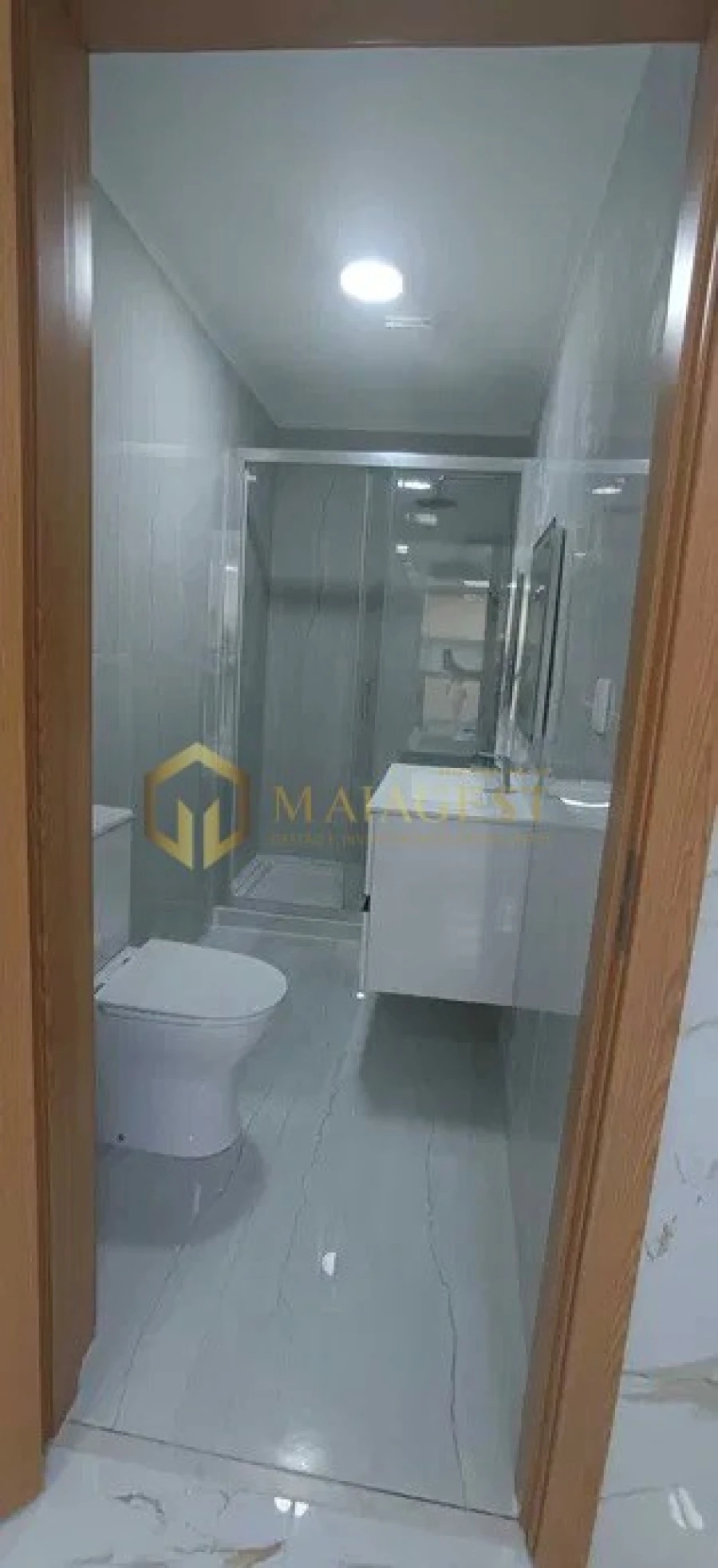 Moradia T5 para Venda em Campanhã Foto 9