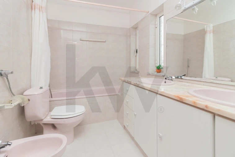 Moradia T3 para Venda em Ericeira Foto 32