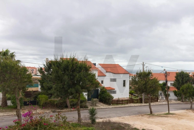 Moradia T3 para Venda em Ericeira Foto 39