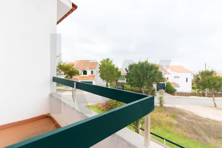 Moradia T3 para Venda em Ericeira Foto 27