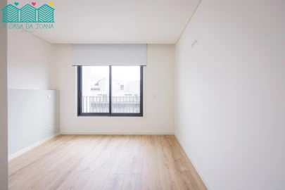 Apartamento T2 para Venda em Esgueira