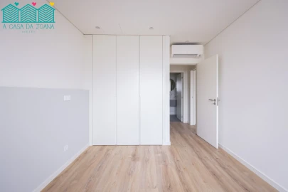 Apartamento T2 para Venda em Esgueira