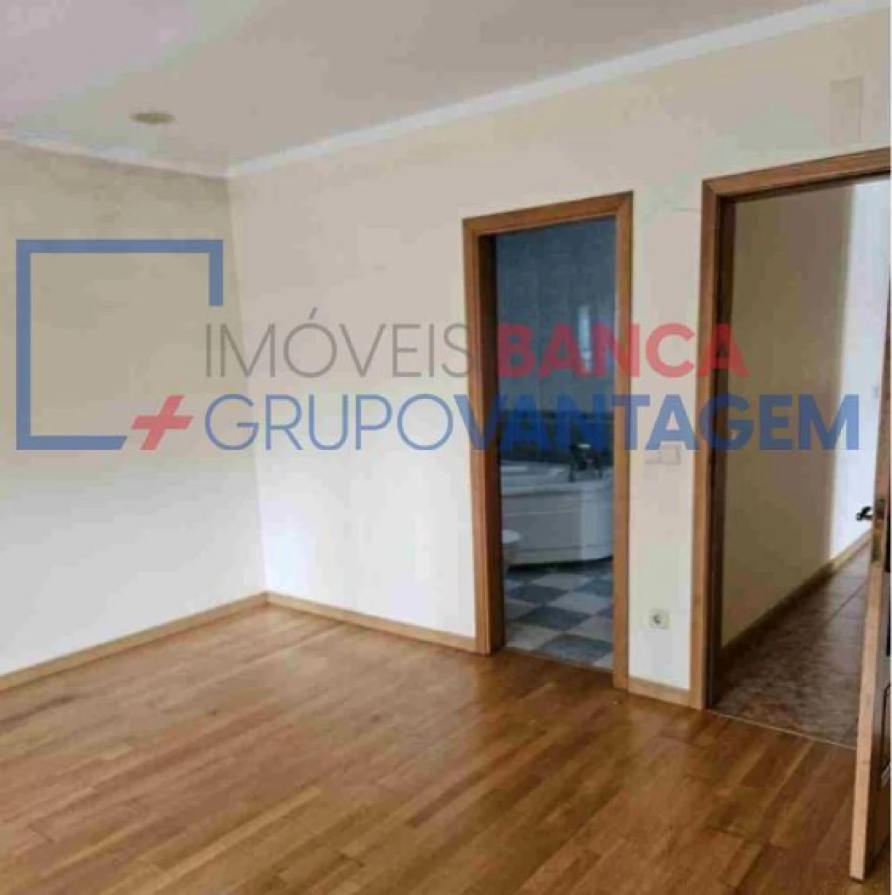 Moradia T6 para Venda em Vila Nova de Paiva, Alhais e Fráguas Foto 9