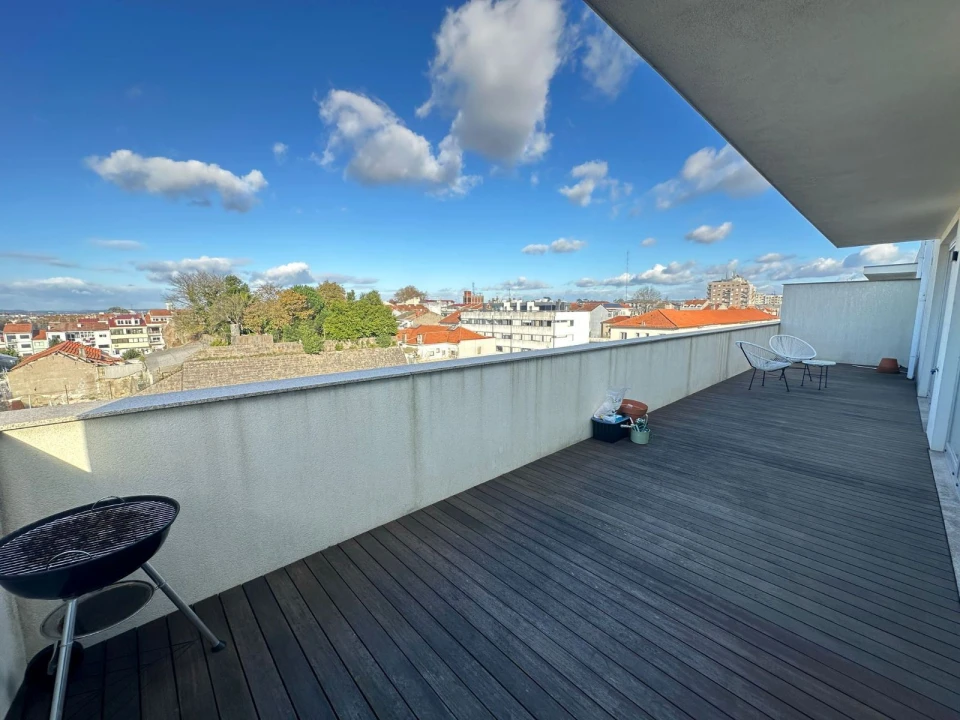 Apartamento T3 para Arrendamento em Cedofeita, Santo Ildefonso, Sé, Miragaia, São Nicolau e Vitória Foto 20