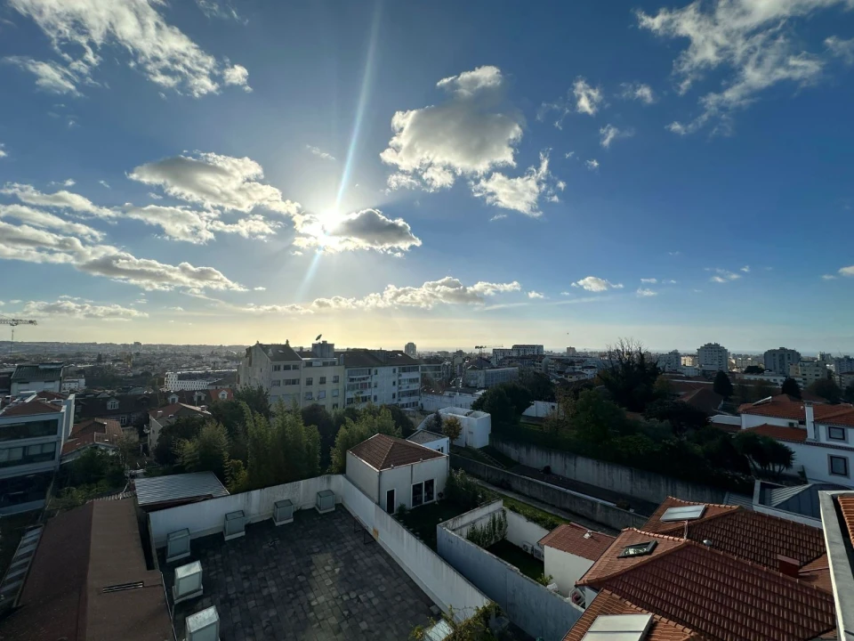 Apartamento T3 para Arrendamento em Cedofeita, Santo Ildefonso, Sé, Miragaia, São Nicolau e Vitória Foto 24