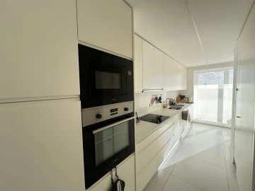 Apartamento T3 para Arrendamento em Cedofeita, Santo Ildefonso, Sé, Miragaia, São Nicolau e Vitória
