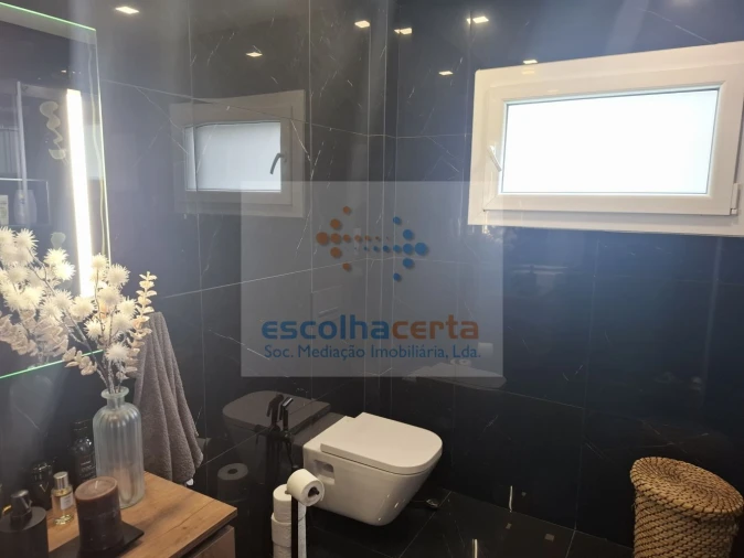 Moradia T4 para Venda em Azeitão (São Lourenço e São Simão) Foto 18