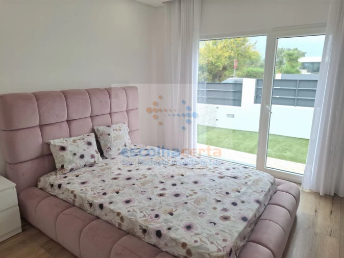 Moradia T4 para Venda em Azeitão (São Lourenço e São Simão) Foto 22