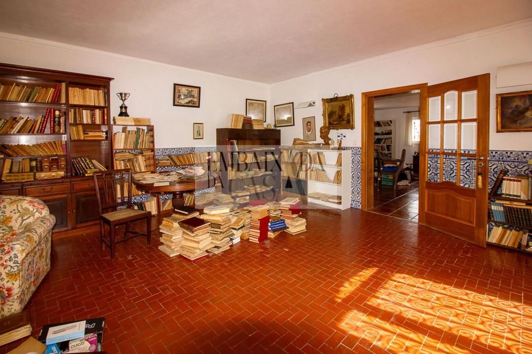 Moradia T6 para Venda em Caparica e Trafaria Foto 38