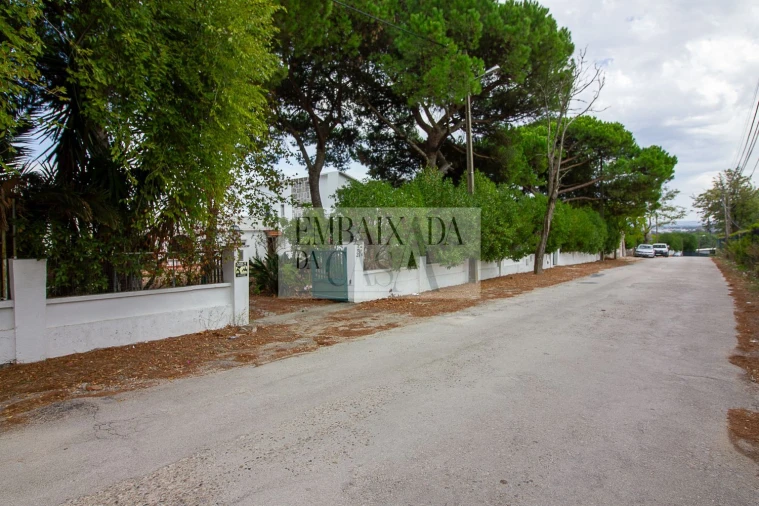 Moradia T6 para Venda em Caparica e Trafaria Foto 56