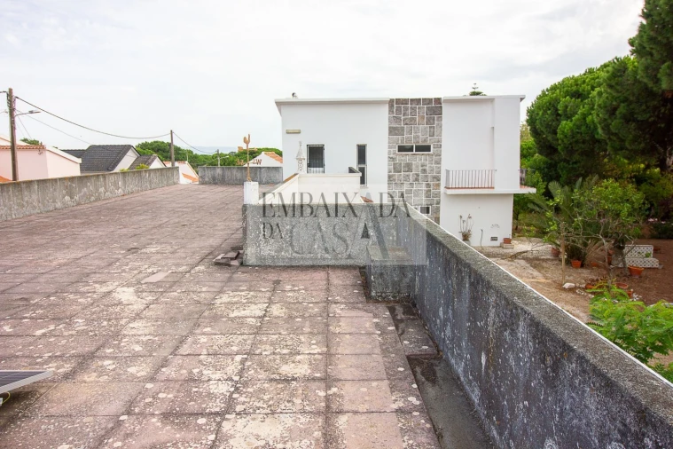 Moradia T6 para Venda em Caparica e Trafaria Foto 48