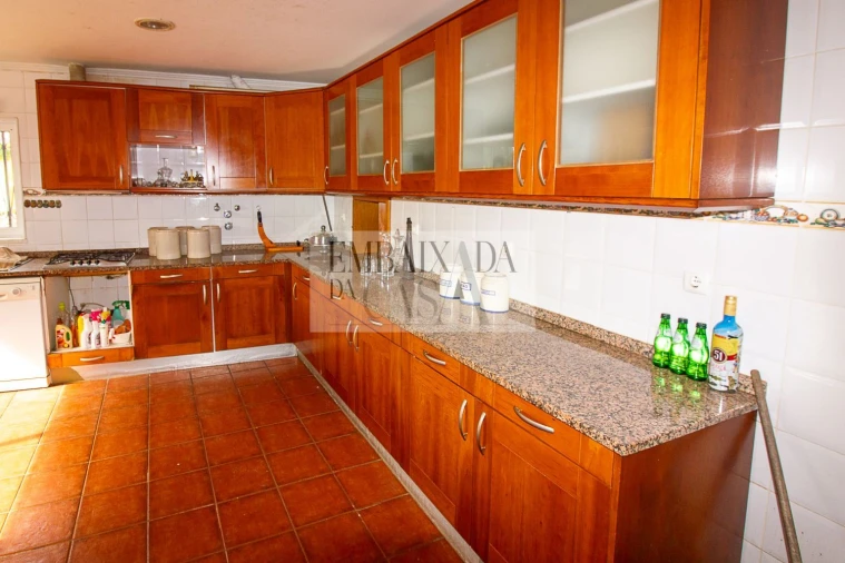 Moradia T6 para Venda em Caparica e Trafaria Foto 29