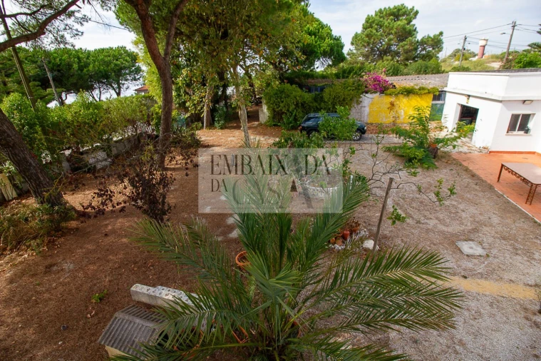 Moradia T6 para Venda em Caparica e Trafaria Foto 4