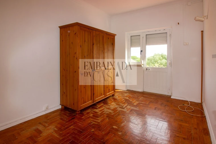 Moradia T6 para Venda em Caparica e Trafaria Foto 14