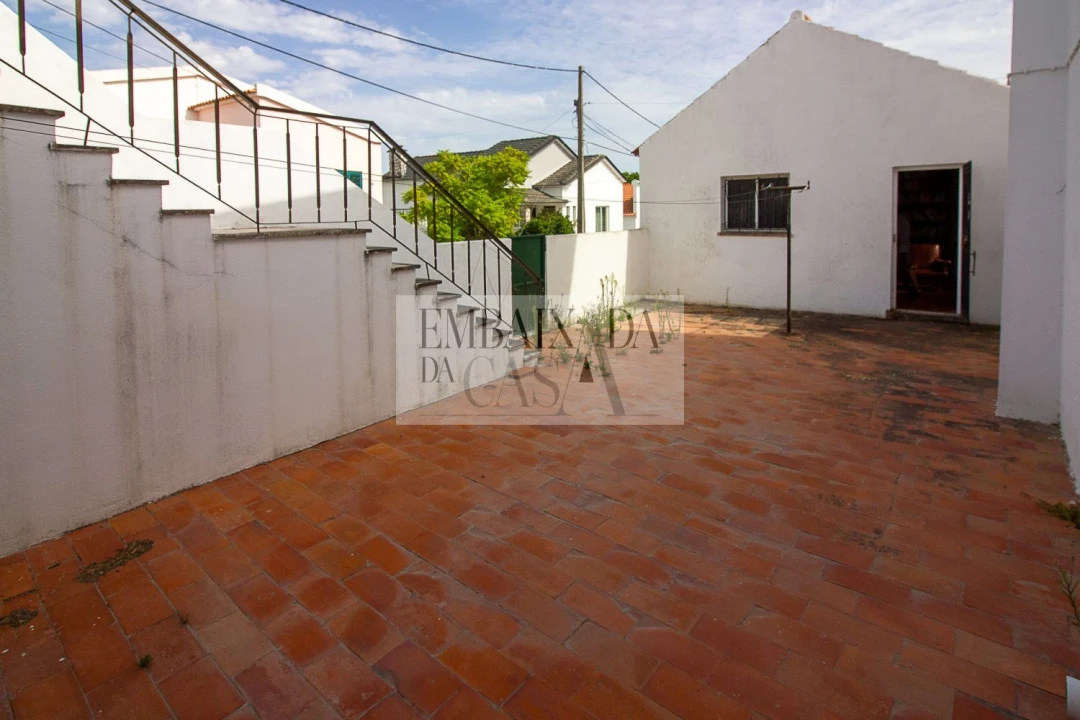 Moradia T6 para Venda em Caparica e Trafaria Foto 39