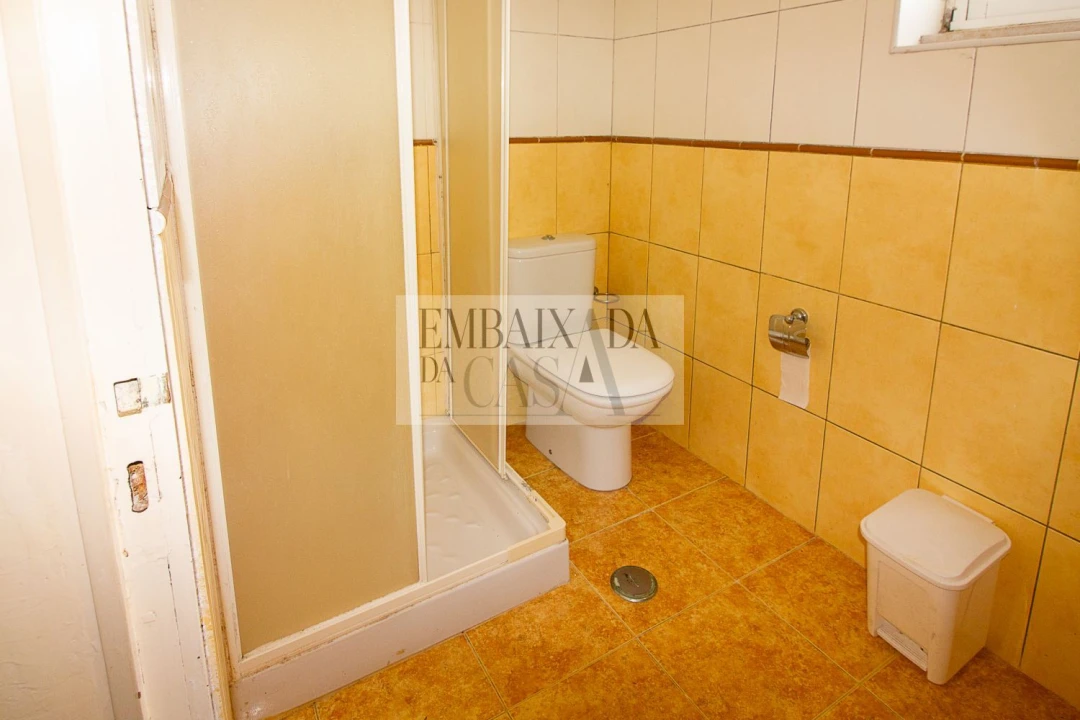 Moradia T6 para Venda em Caparica e Trafaria Foto 15