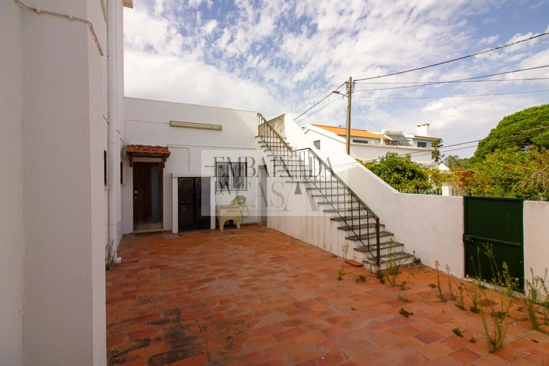 Moradia T6 para Venda em Caparica e Trafaria Foto 40