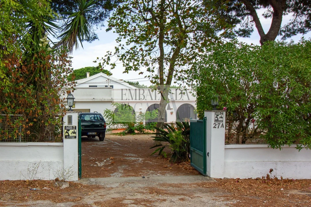 Moradia T6 para Venda em Caparica e Trafaria Foto 57