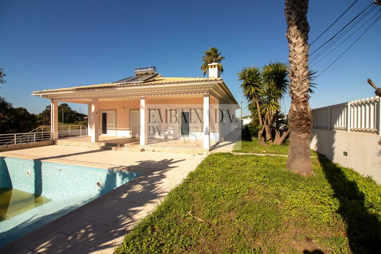 Moradia T3 para Venda em Sesimbra (Castelo)