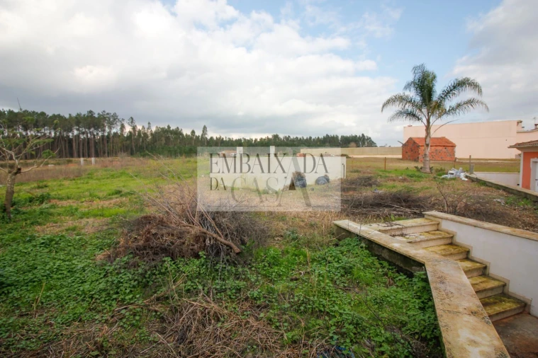 Moradia T7 para Venda em Milagres Foto 43