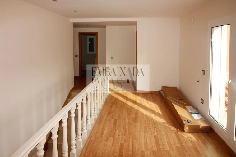 Moradia T7 para Venda em Milagres Foto 26