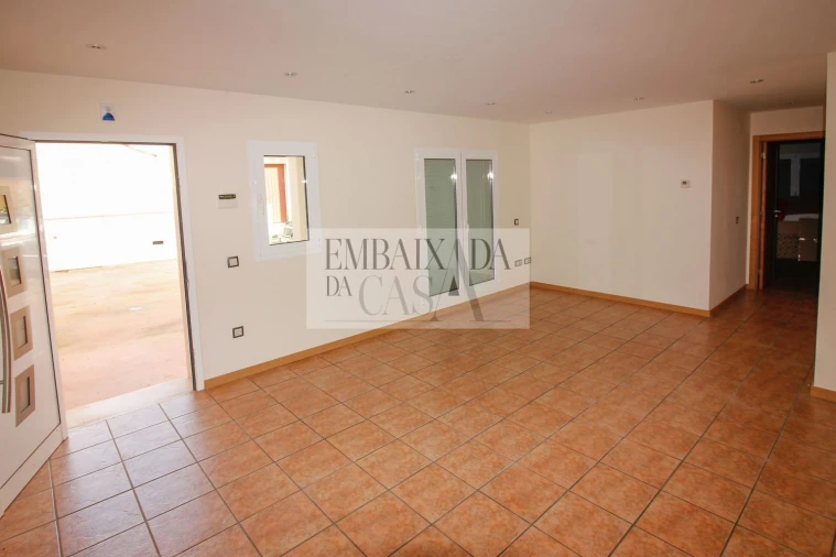 Moradia T7 para Venda em Milagres Foto 14