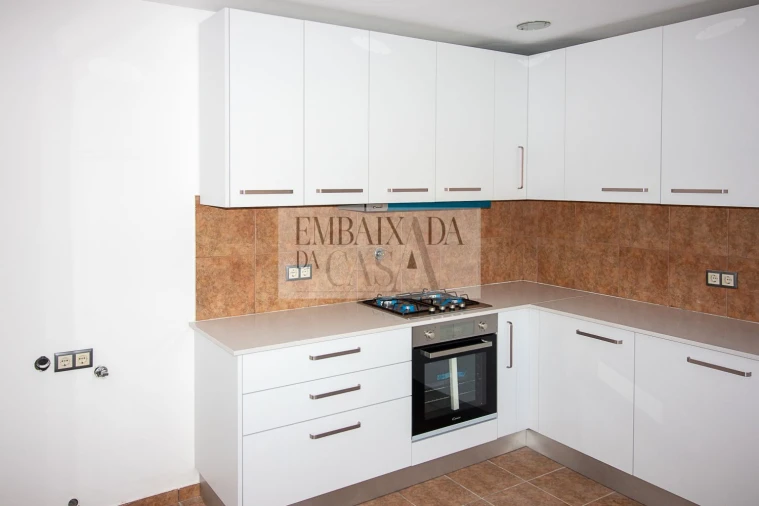 Moradia T7 para Venda em Milagres Foto 50