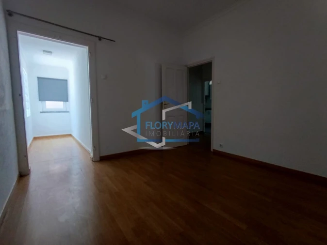 Apartamento T3 para Venda em Alcabideche Foto 11