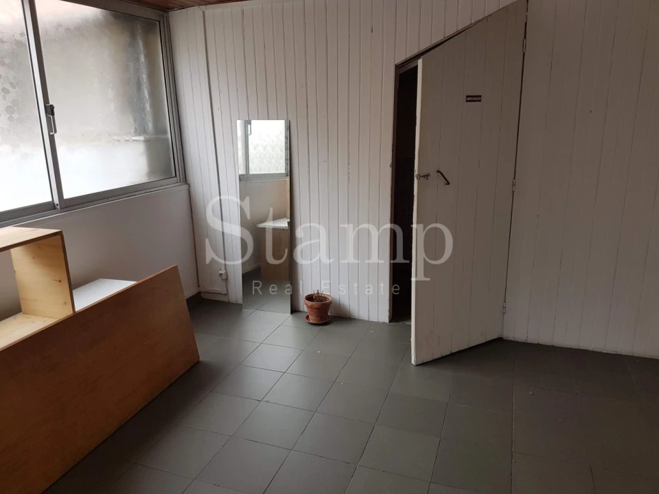 Loja para Venda em Algés, Linda-A-Velha e Cruz Quebrada-Dafundo Foto 5