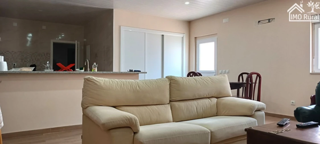 Moradia T2 para Venda em Vale de Cavalos Foto 12