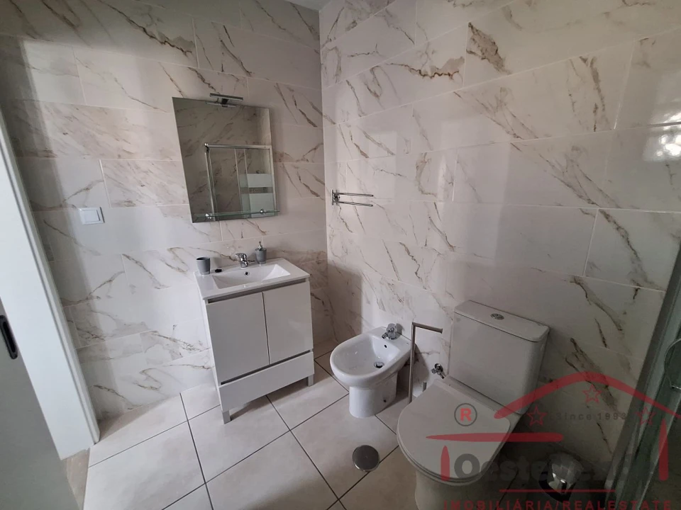 Moradia T2 para Venda em Vermelha Foto 11